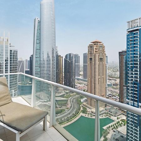 Modern & Spacious 2-Bed Condo With Panoramic Lake Views, Dual Balconies, Steps From Dubai Jlt Metro By "La Buena Vida Holiday Homes" Kültér fotó
