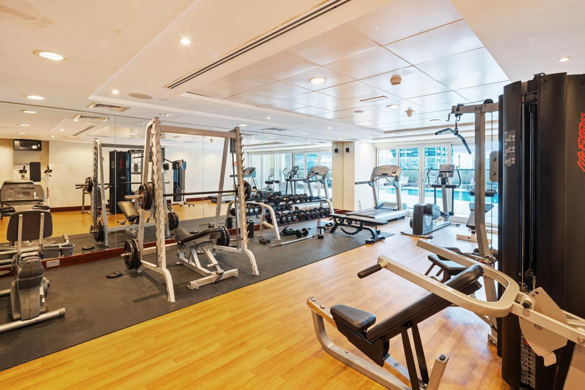 Modern & Spacious 2-Bed Condo With Panoramic Lake Views, Dual Balconies, Steps From Dubai Jlt Metro By "La Buena Vida Holiday Homes" Kültér fotó