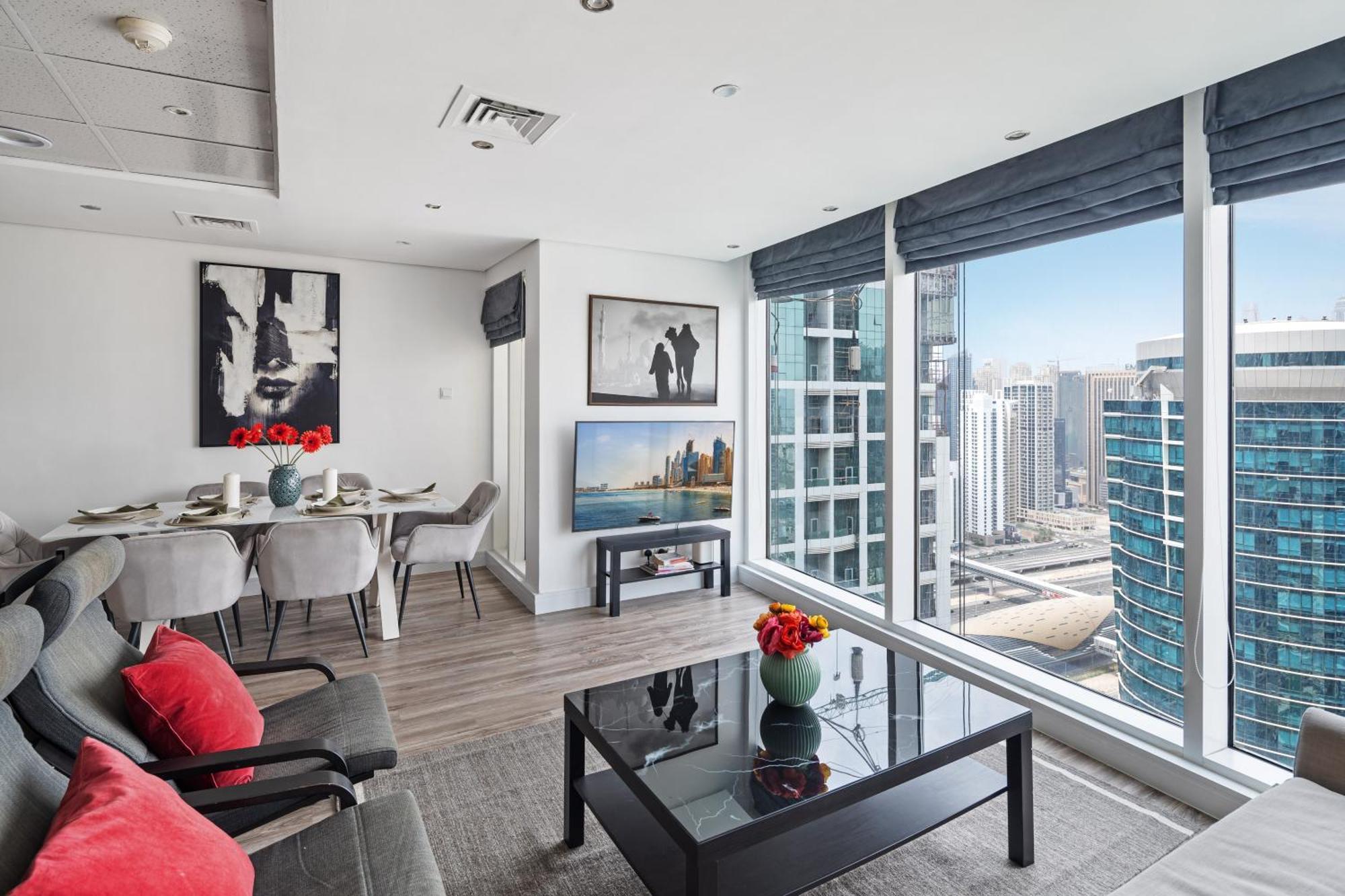 Modern & Spacious 2-Bed Condo With Panoramic Lake Views, Dual Balconies, Steps From Dubai Jlt Metro By "La Buena Vida Holiday Homes" Kültér fotó